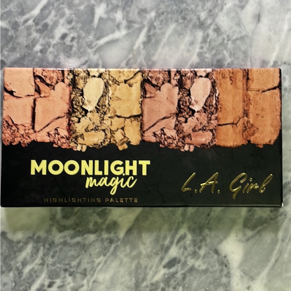 New LA Girl Moonlight Magic Highlighter Palette